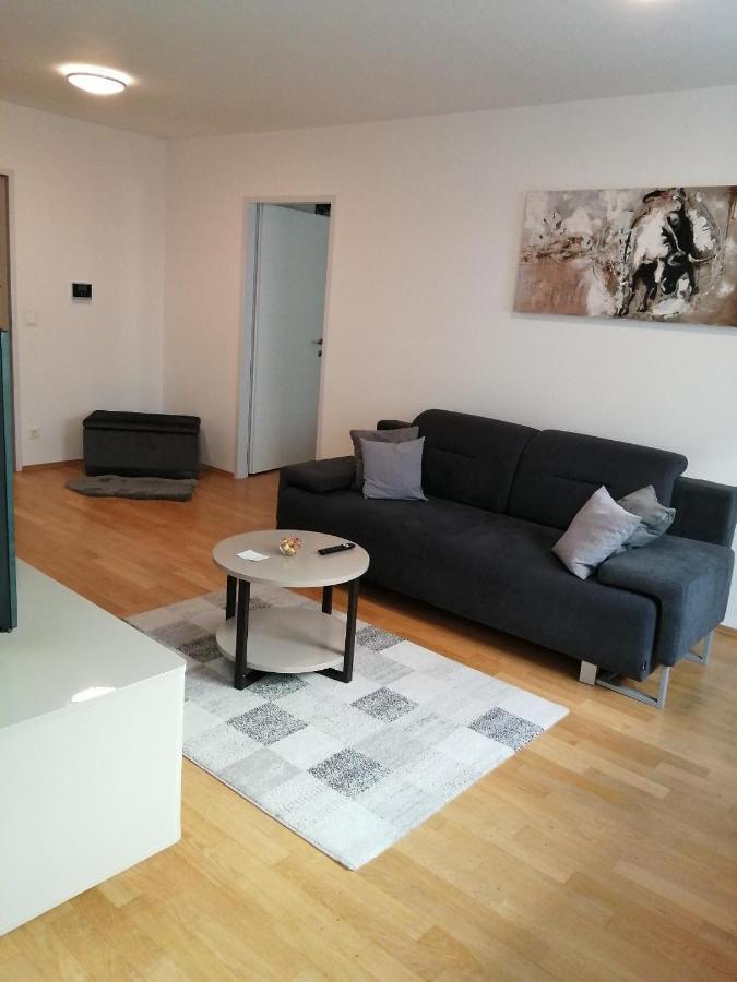 Apartment Tesla Wien Exterior foto
