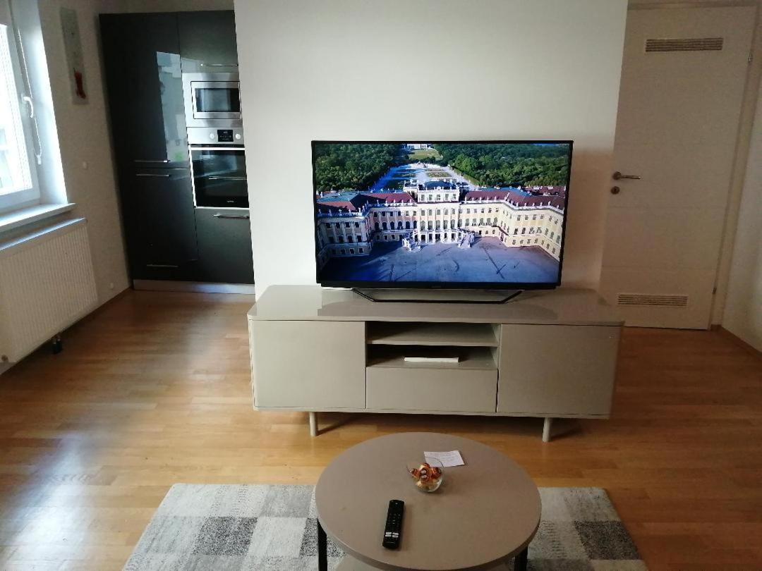 Apartment Tesla Wien Exterior foto