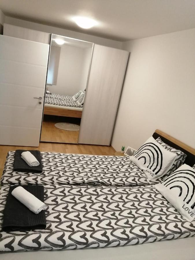 Apartment Tesla Wien Exterior foto