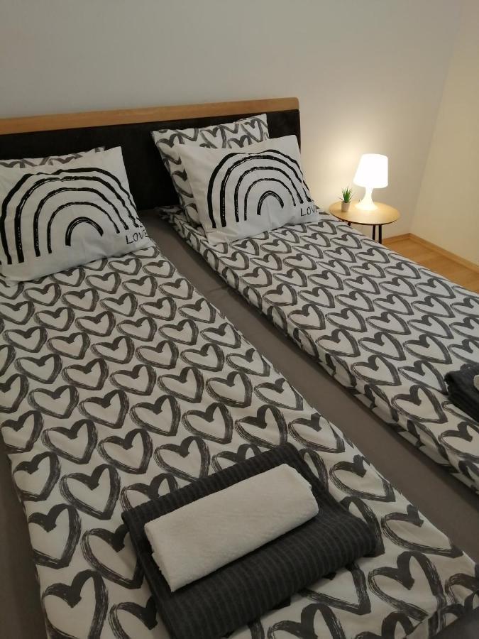 Apartment Tesla Wien Exterior foto
